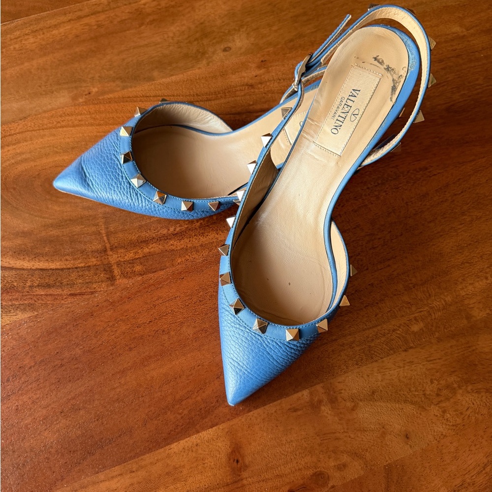 Valentino Rockstud kitten heels